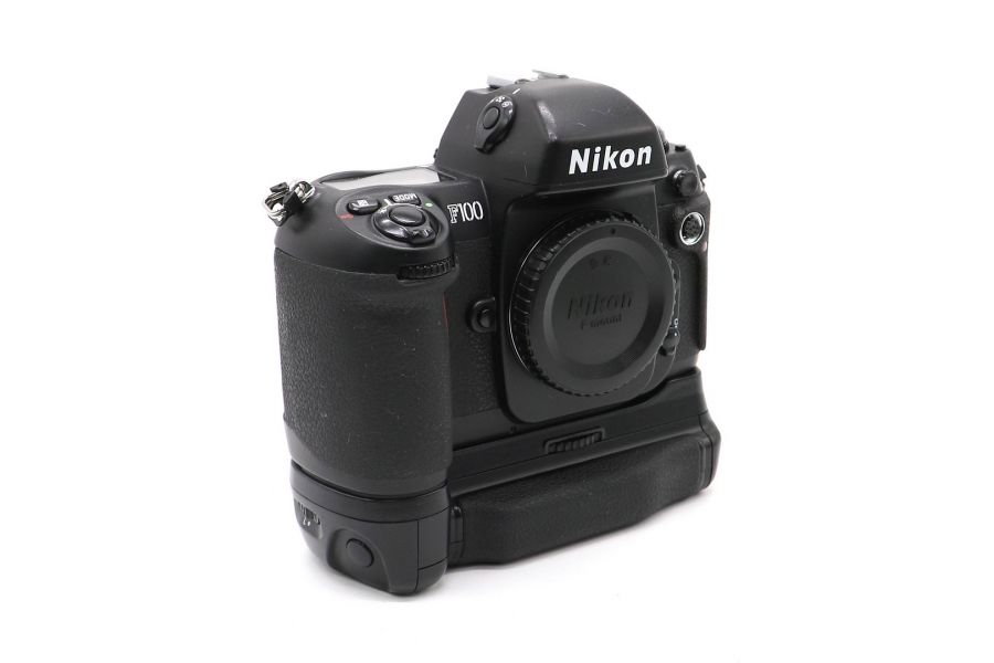 Nikon F100 body + Nikon MB-15