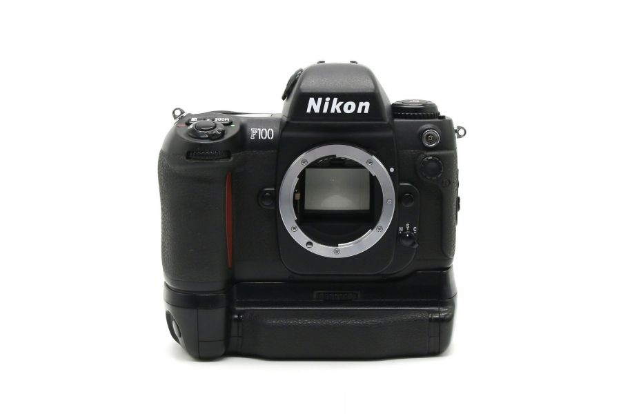 Nikon F100 body + Nikon MB-15