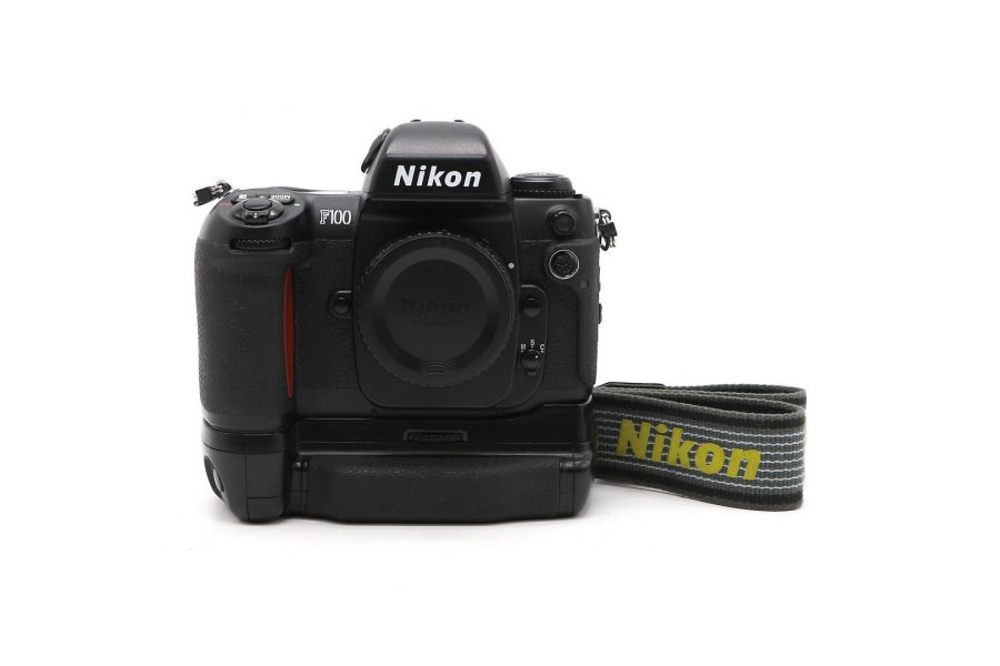 Nikon F100 body + Nikon MB-15