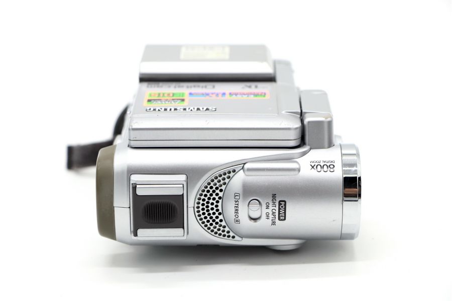 Видеокамера Samsung VP-D200