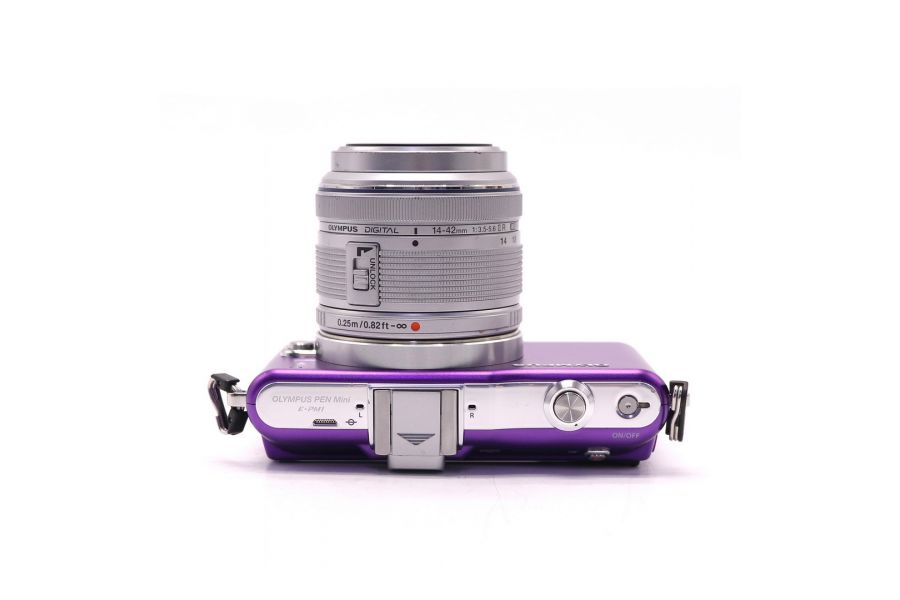 Olympus Pen mini E-PM1 kit (пробег 5000 кадров)