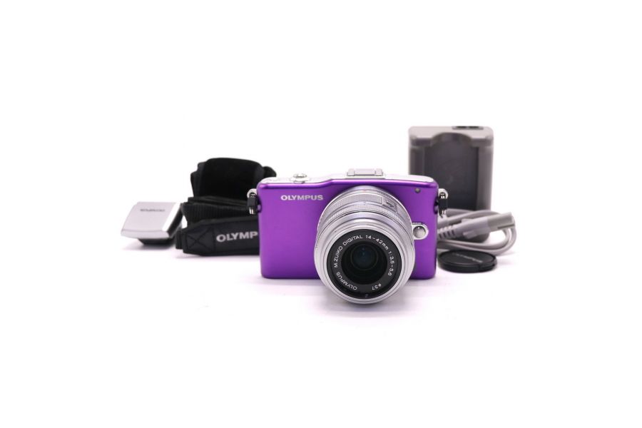 Olympus Pen mini E-PM1 kit (пробег 5000 кадров)