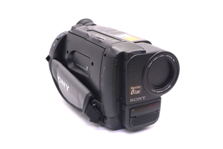 Видеокамера Sony CCD-TR415E