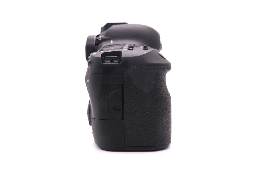 Canon EOS 6D Mark II body (пробег 14500 кадров)