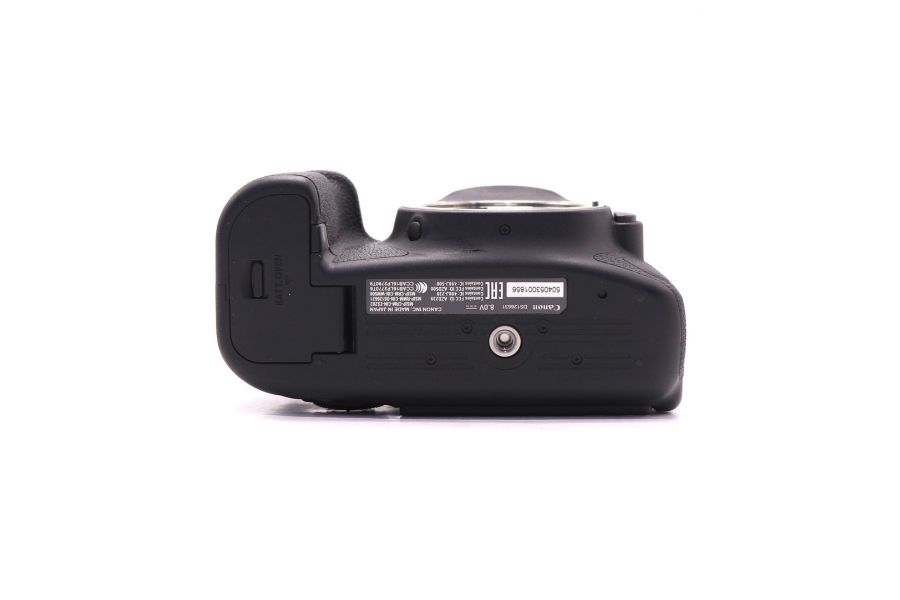 Canon EOS 6D Mark II body (пробег 14500 кадров)