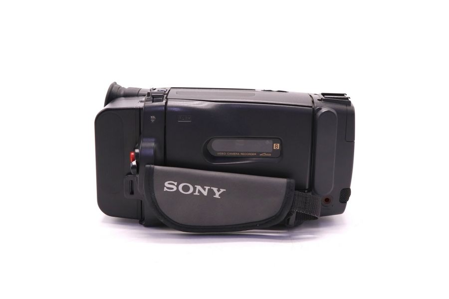 Видеокамера Sony CCD-TR720E