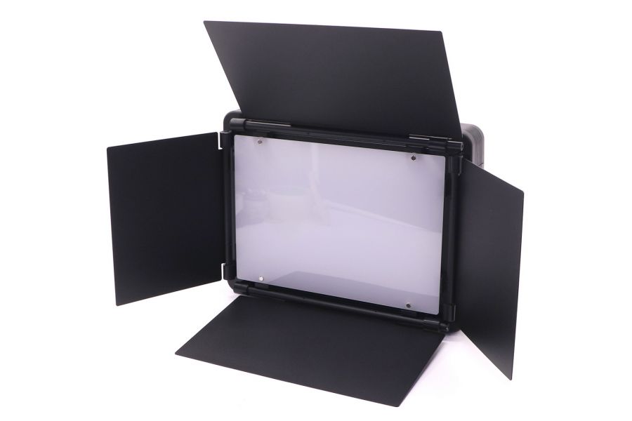 Осветитель светодиодный Raylab RL-50 88 3200-6500K в упаковке