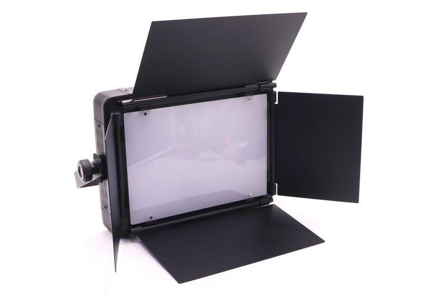 Осветитель светодиодный Raylab RL-50 88 3200-6500K в упаковке