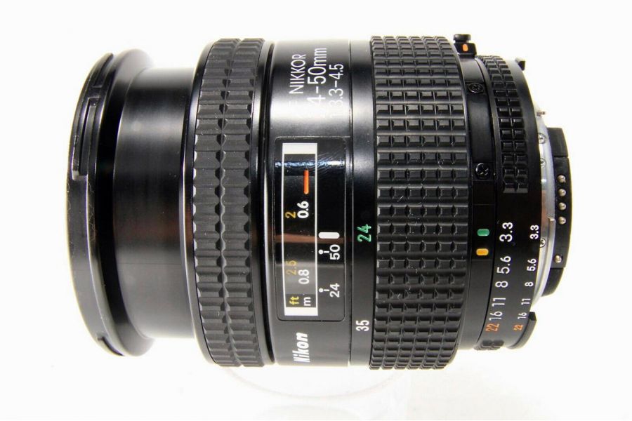 Nikon 24-50mm f/3.3-4.5 AF Nikkor (1994)