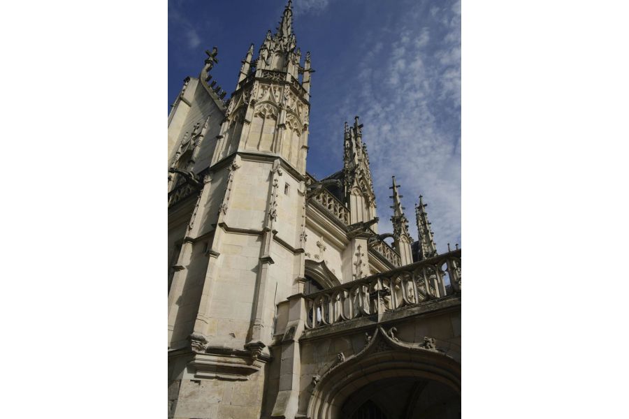 Nikon 24-50mm f/3.3-4.5 AF Nikkor (1994)