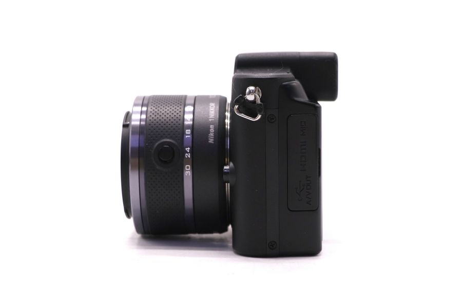 Фотоаппарат Nikon 1 V1 kit в упаковке (пробег 3520 кадров)