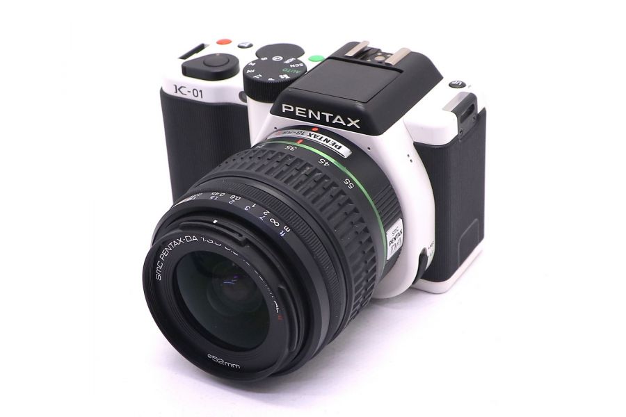 Pentax K-01 kit (пробег 17740 кадров)