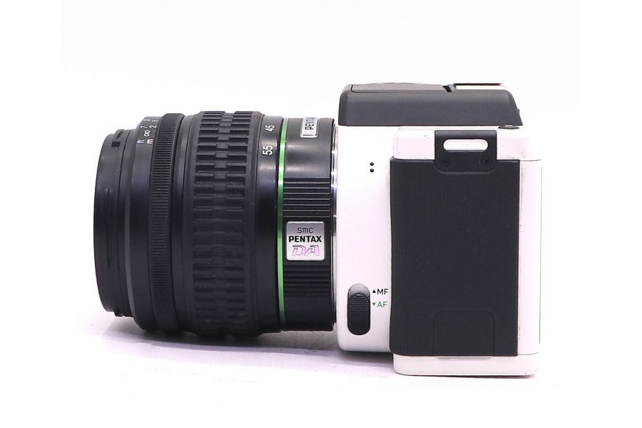 Pentax K-01 kit (пробег 17740 кадров)