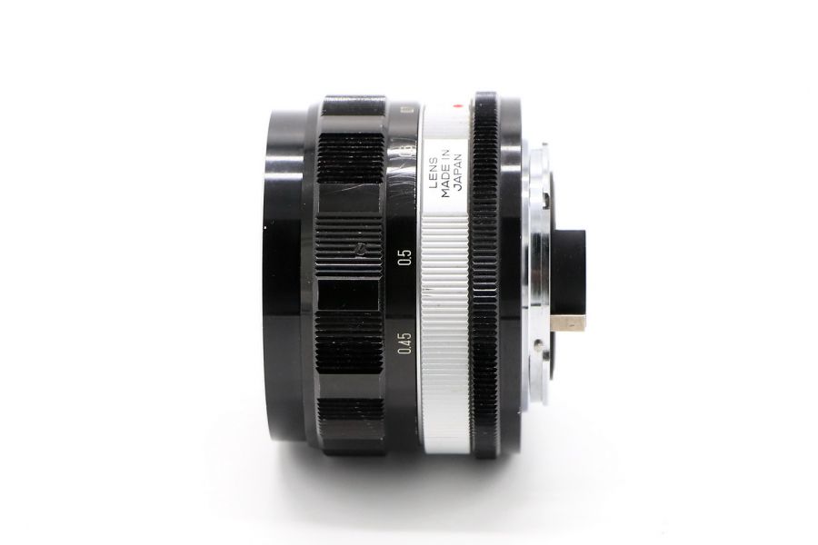 Konica Hexanon 52mm f/1.8