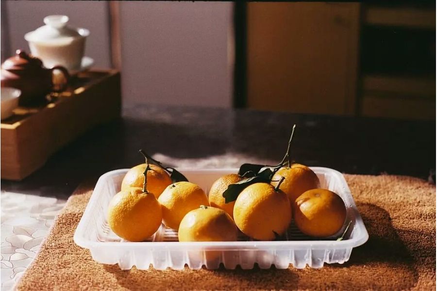 Konica Hexanon 52mm f/1.8