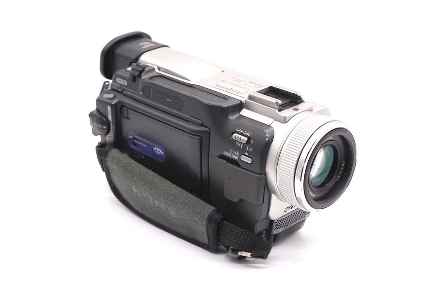 Видеокамера Sony DCR-TRV20E