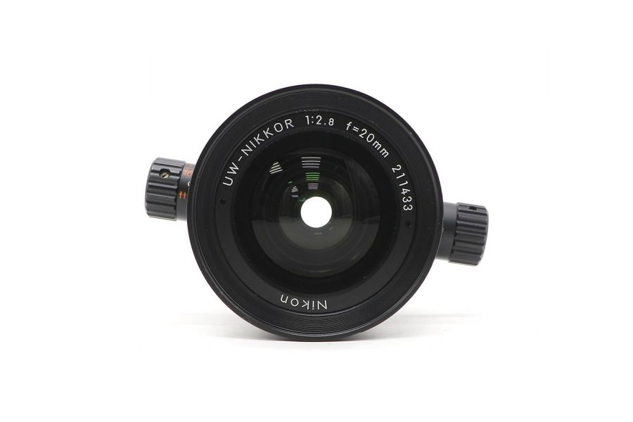 Nikon 20mm f/2.8 UW-Nikkor