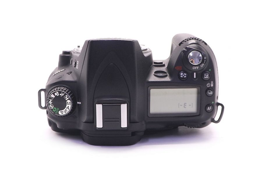 Nikon D90 body в упаковке (пробег 10700 кадров)