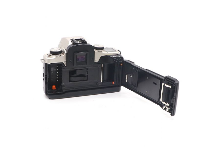 Canon EOS 50E body (Japan, 1995)