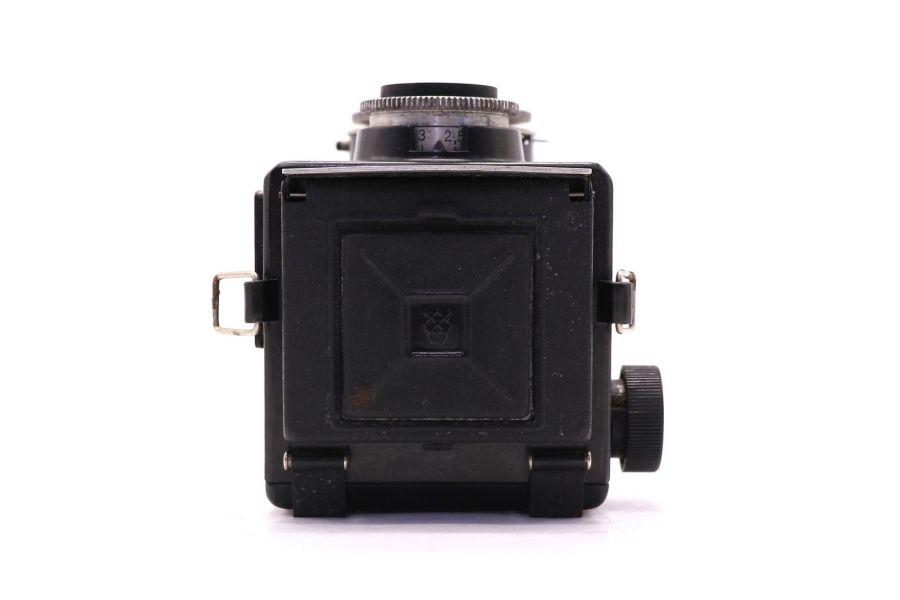 Любитель-2 советский среднеформатный фотоаппарат