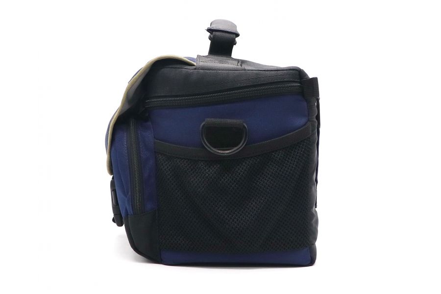 Сумка LowePro Nova 3