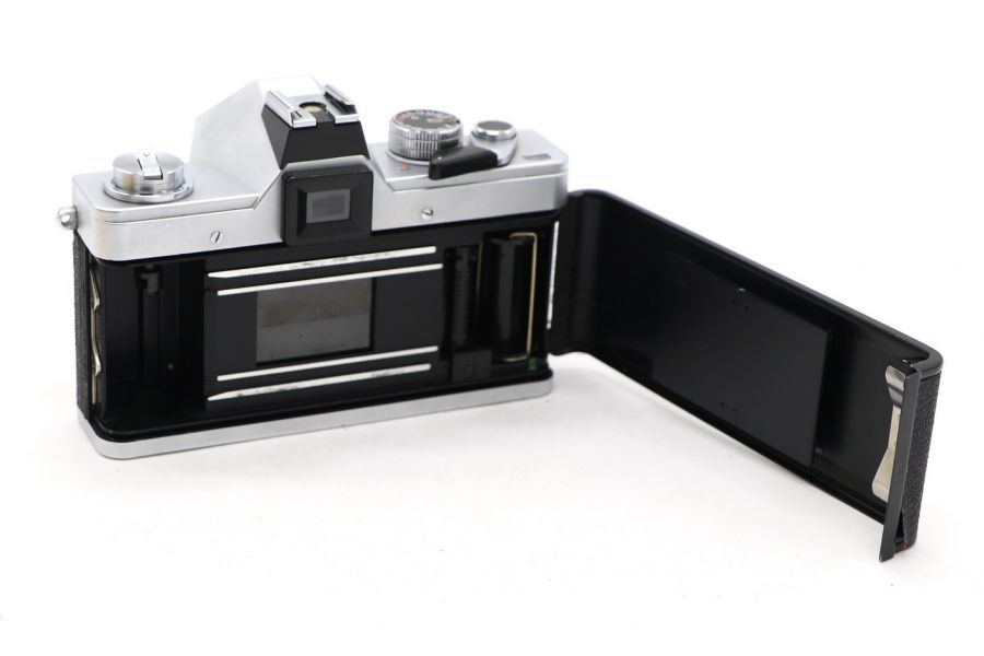 Praktica L2 body box