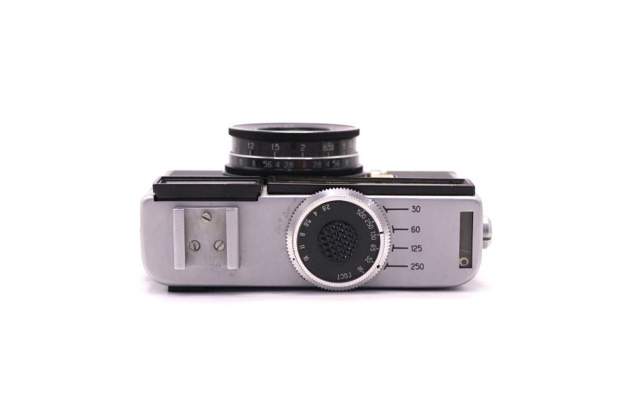 Чайка 3 + Индустар-69 полуформатный фотоаппарат