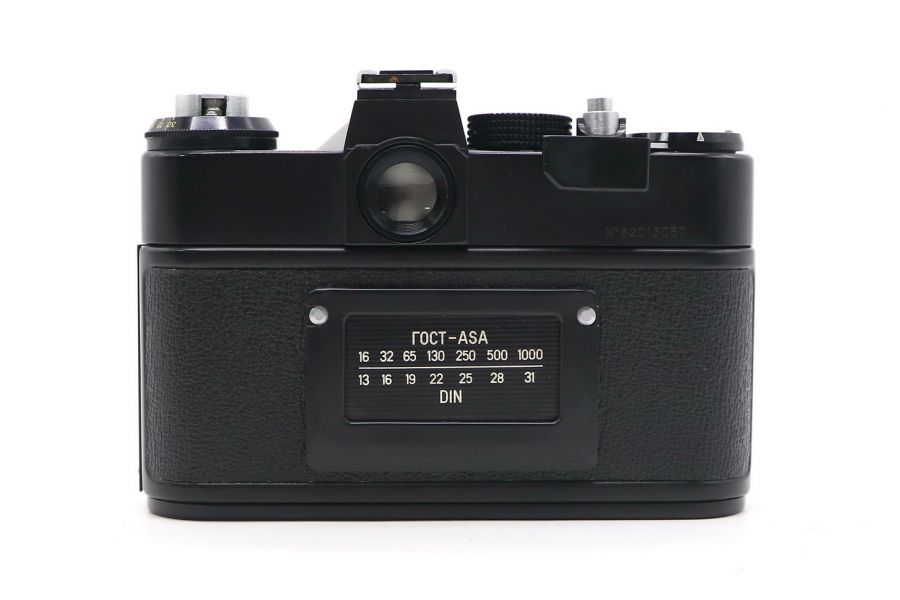 Зенит 10 + Индустар (СССР, 1982)