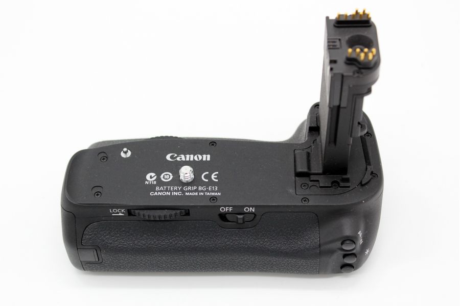 Батарейная ручка Canon BG-E13