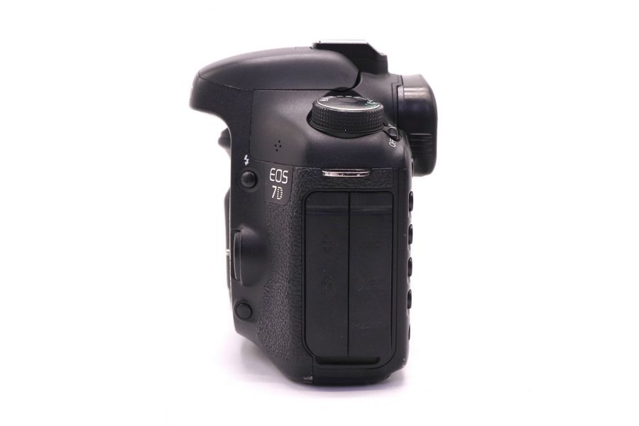 Canon EOS 7D body (пробег 211355 кадров)