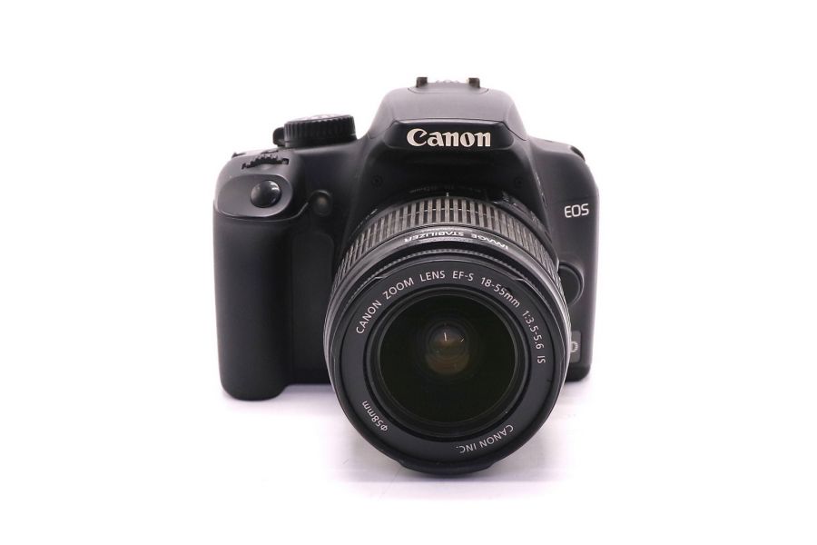 Canon EOS 1000D kit (пробег 3500 кадров)