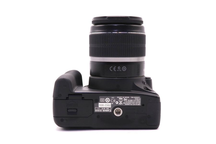 Canon EOS 1000D kit (пробег 3500 кадров)