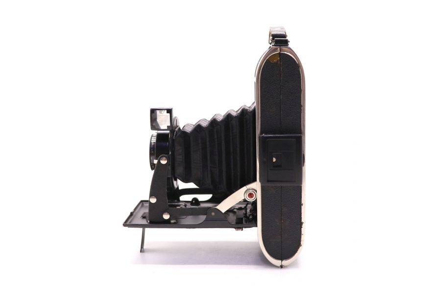 Voigtlander Bessa + Voigtar 7,7/105mm (Germany)