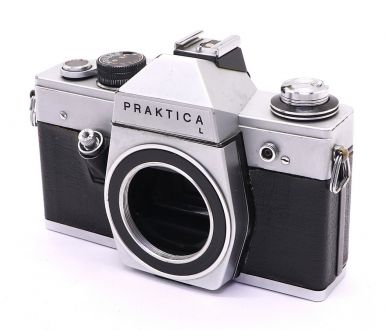 Praktica L body (Germany,1970)