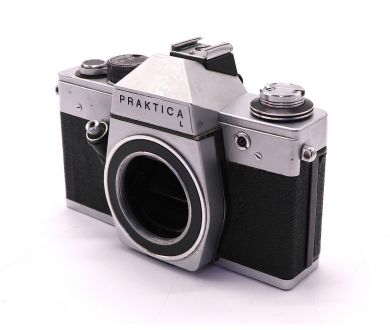 Praktica L body (Germany, 1970)