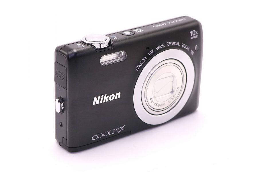 Nikon Coolpix S6700 в упаковке