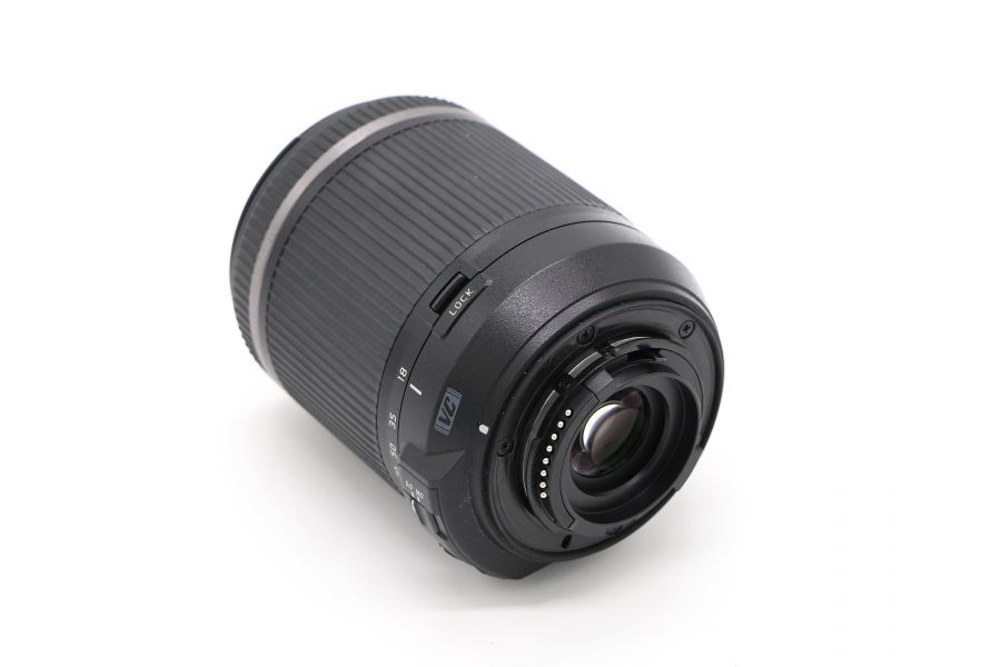 Tamron 18-200mm f/3.5-6.3 DI II VC for Nikon в упаковке