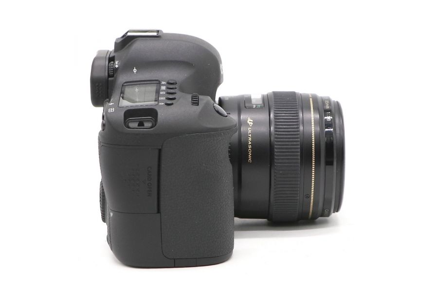 Canon EOS 6D kit 85mm f/1.8 USM