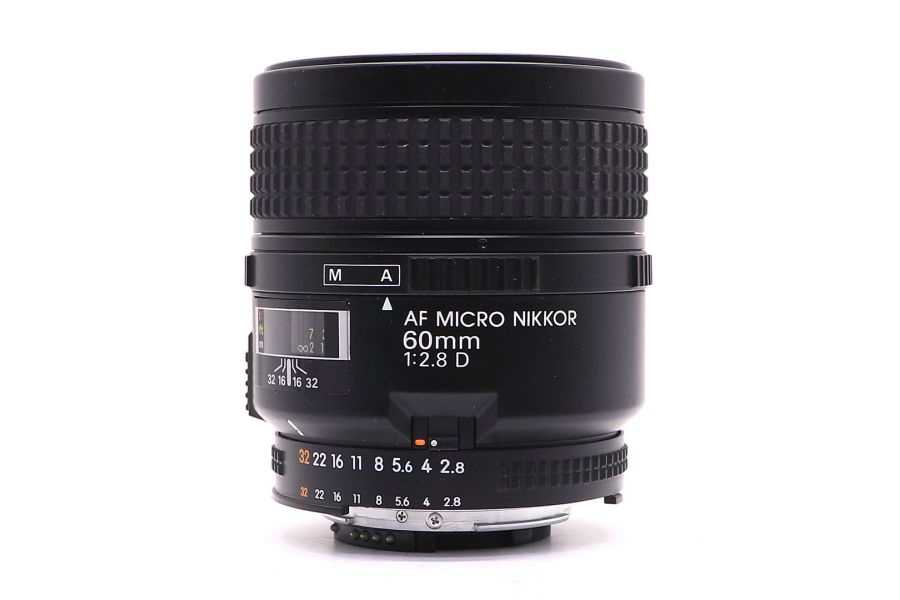 Nikon 60mm f/2.8D AF Micro-Nikkor (Japan)