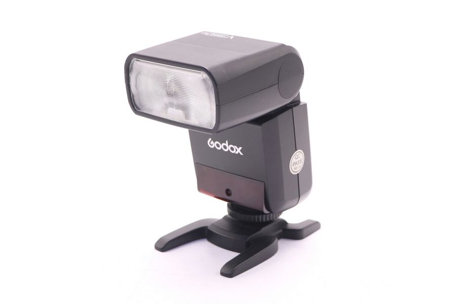 Фотовспышка Godox V350F в упаковке
