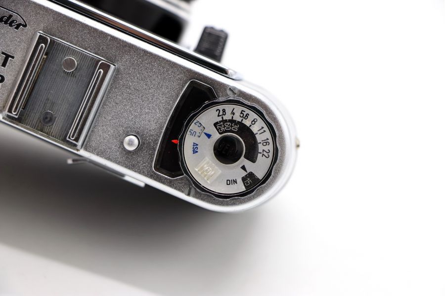 Voigtlander Vitoret DR + Color-Lanthar 2.8/50