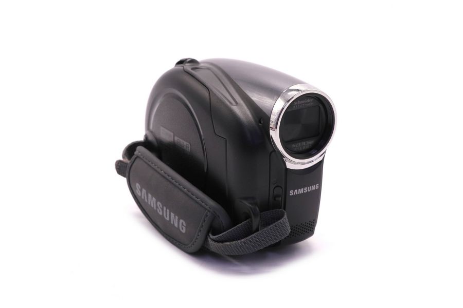 Видеокамера Samsung VP-DX200i в упаковке