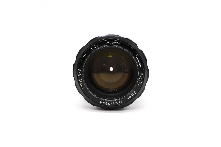 Nikon Nikkor-S 55mm f/1.2 non-Ai