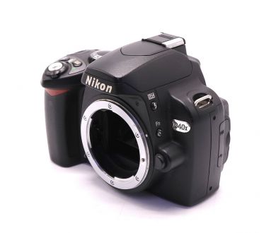 Nikon D40x body (пробег 4750 кадров)