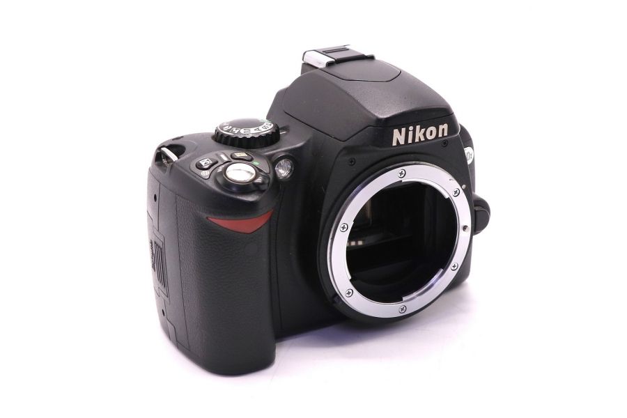 Nikon D40x body (пробег 4750 кадров)