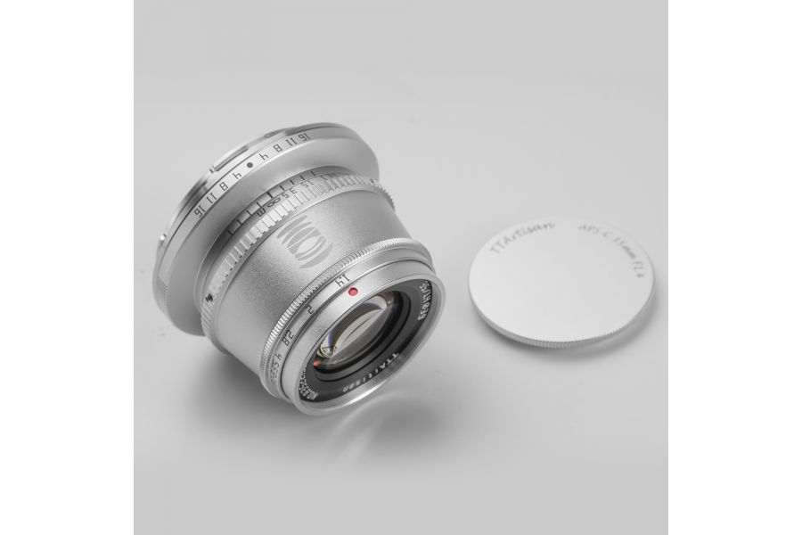 TTartisan 35mm F1.4 APS-C for Nikon Z (серебро)