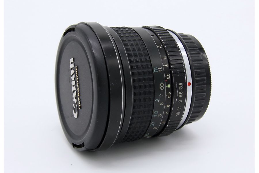 Tokina RMC 3,5/17mm (Japan, 1985)