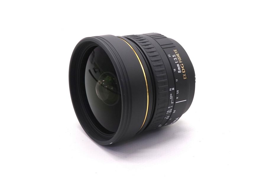 Sigma AF 8mm f/3.5 EX DG Circular Fisheye Nikon F