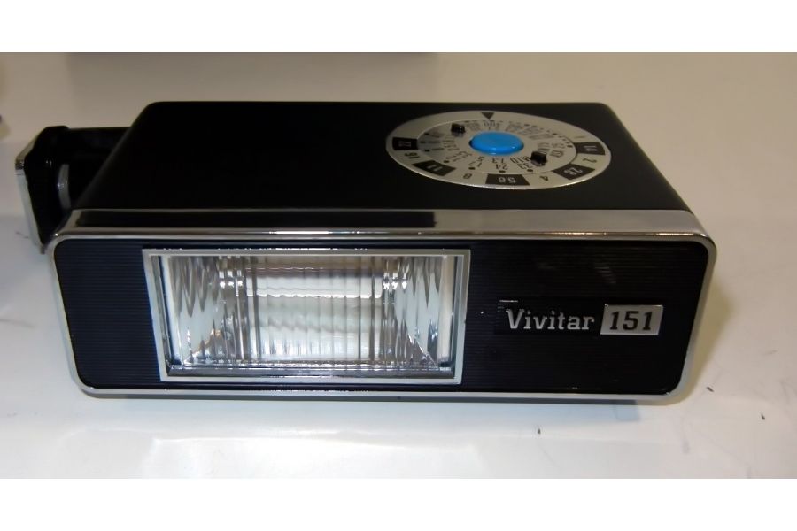 Фотовспышка Vivitar 151 (Japan, 1980)