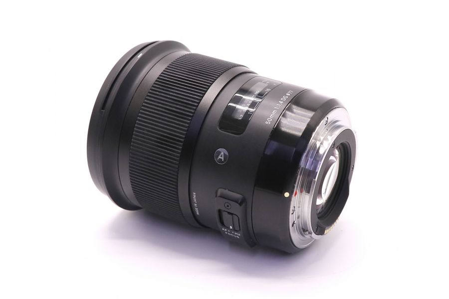Sigma AF 50mm f/1.4 DG HSM Art Canon EF в упаковке